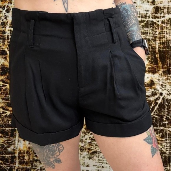 Urban Outfitters Sparkle & Fade Black Paperbag Shorts Women's Size Small/4 - Picture 4 of 4